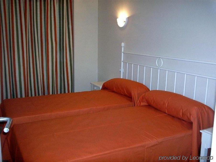 Apartamentos Turisticos Parque Tropical Vera Exteriör bild