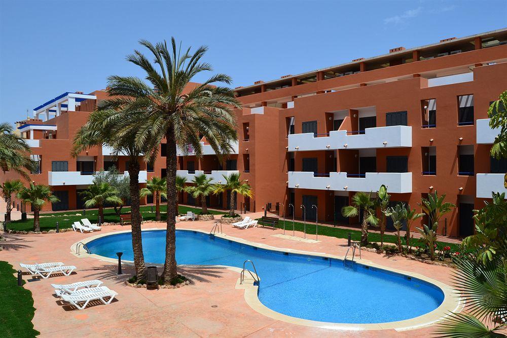 Apartamentos Turisticos Parque Tropical Vera Exteriör bild